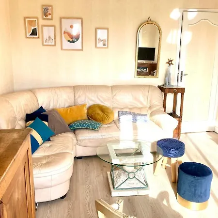 De La Chapelle, Maison 6 Pers Avec Grand Jardin Clos Expo Sud בית נופש דייפ